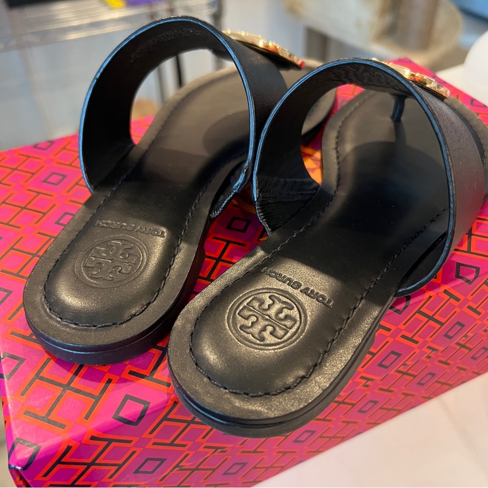Tory Burch - Picture 3 of 4